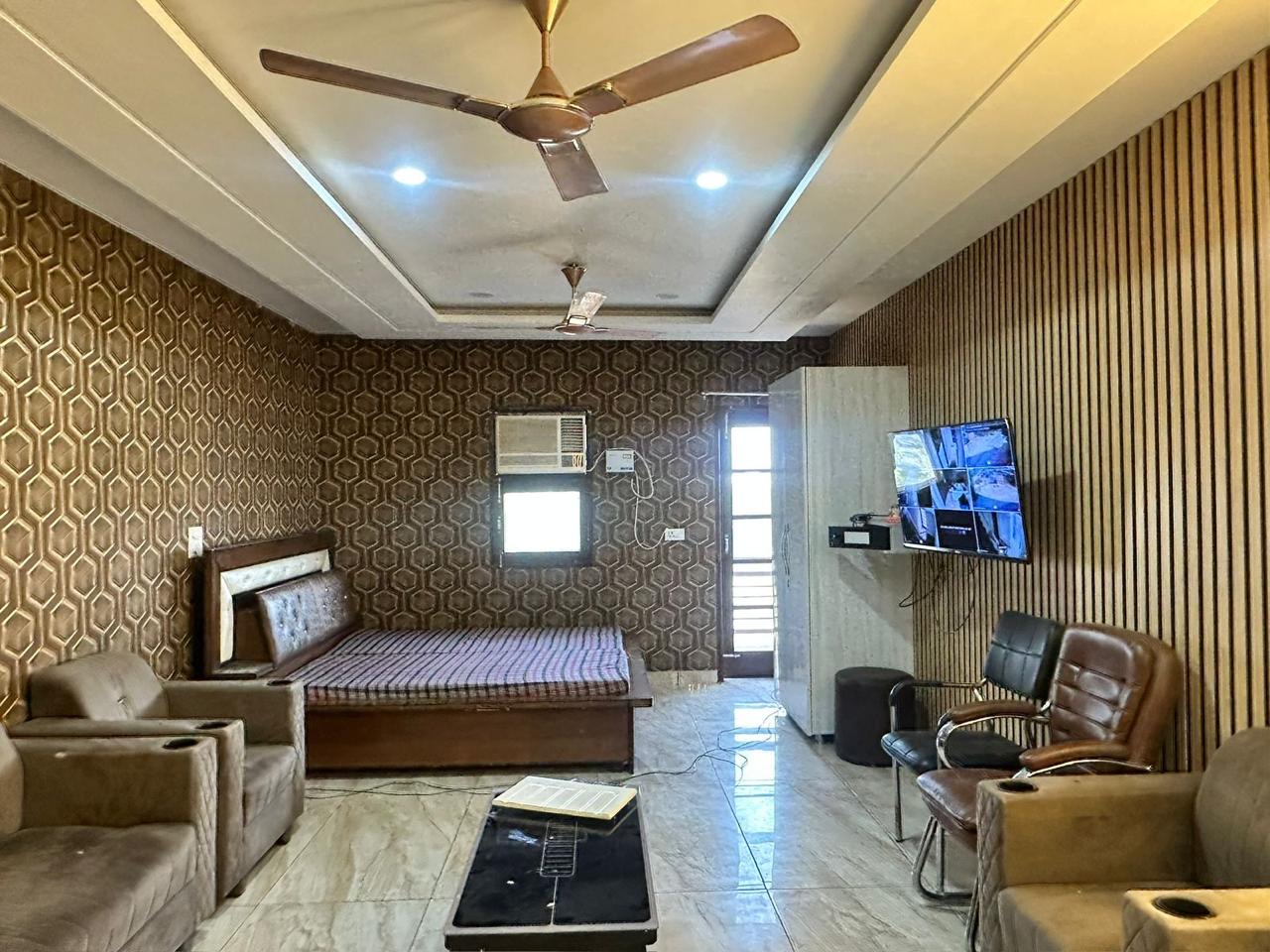 1BHK Fully Furnished Flat