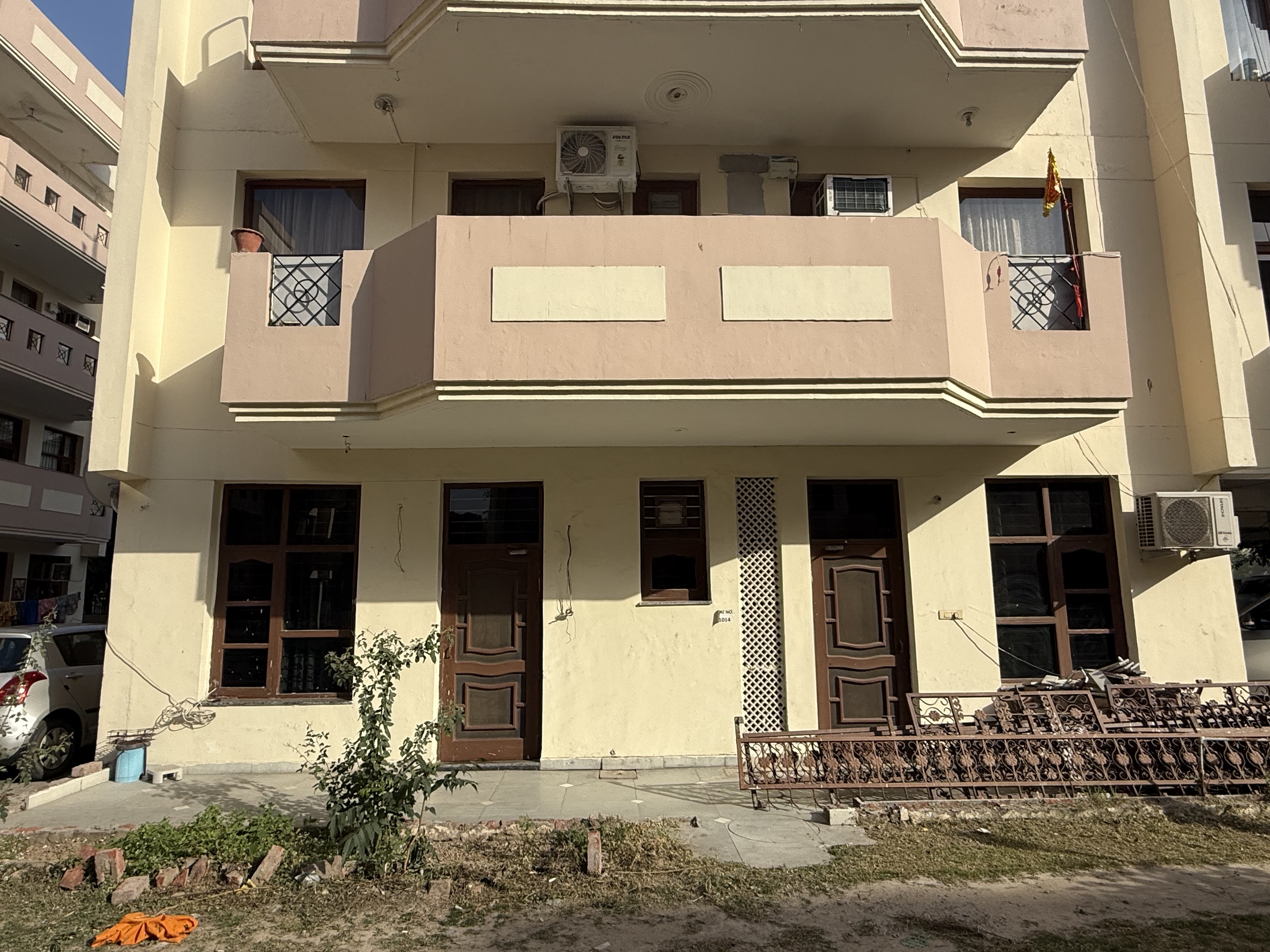 3BHK Unfurnished Flat