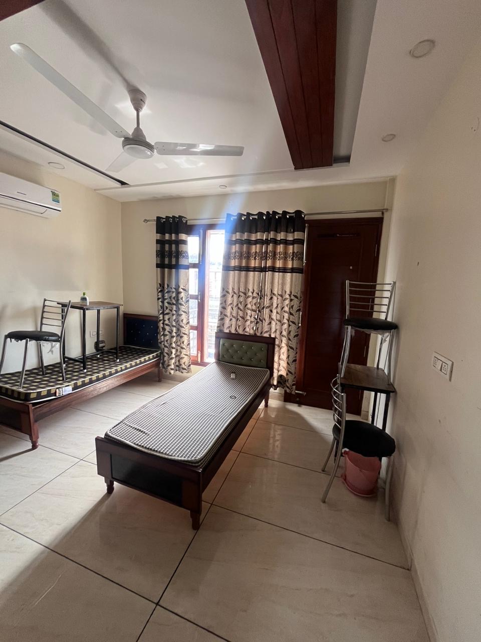 Room for rent