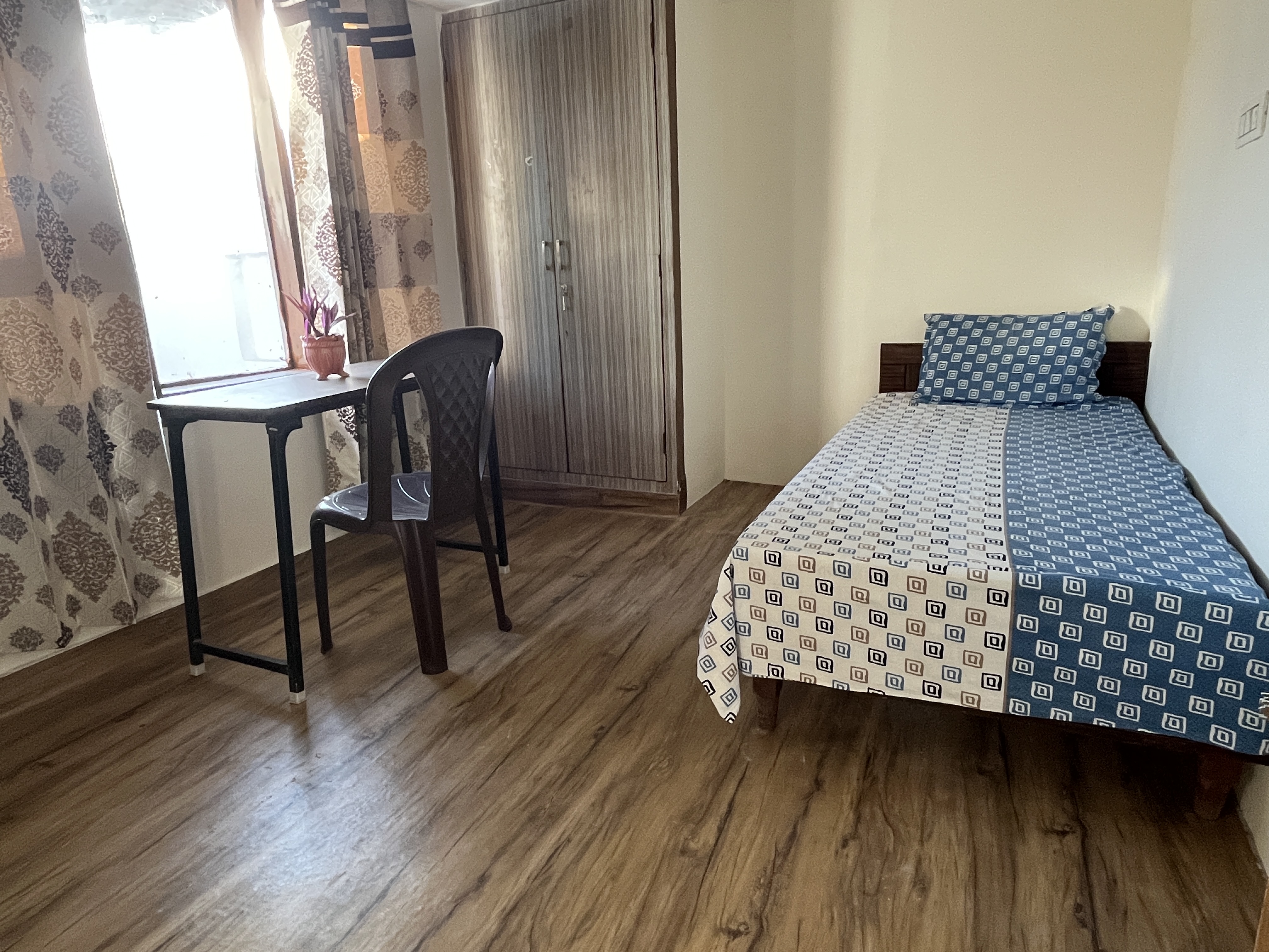 Room for rent