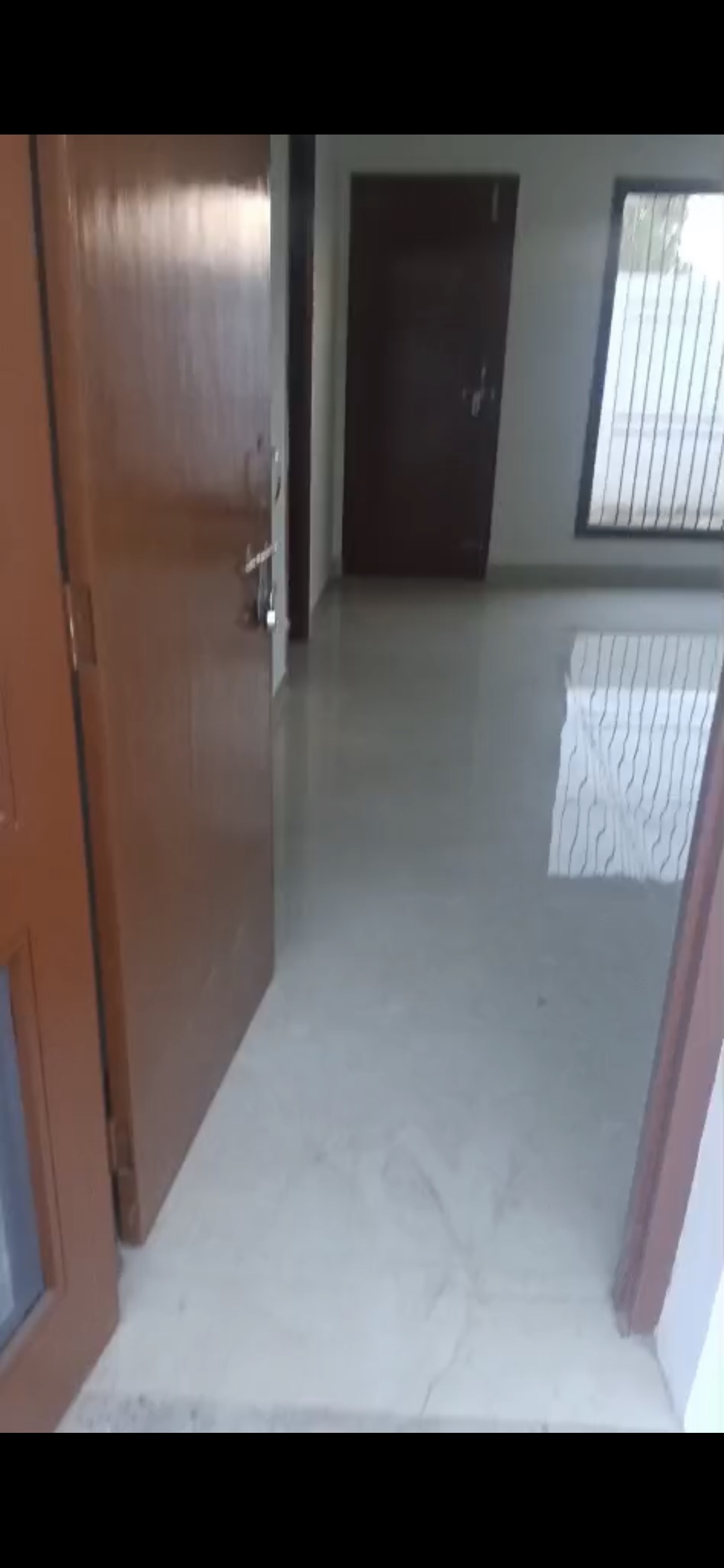 1 Room with Kitchen Unfurnished House