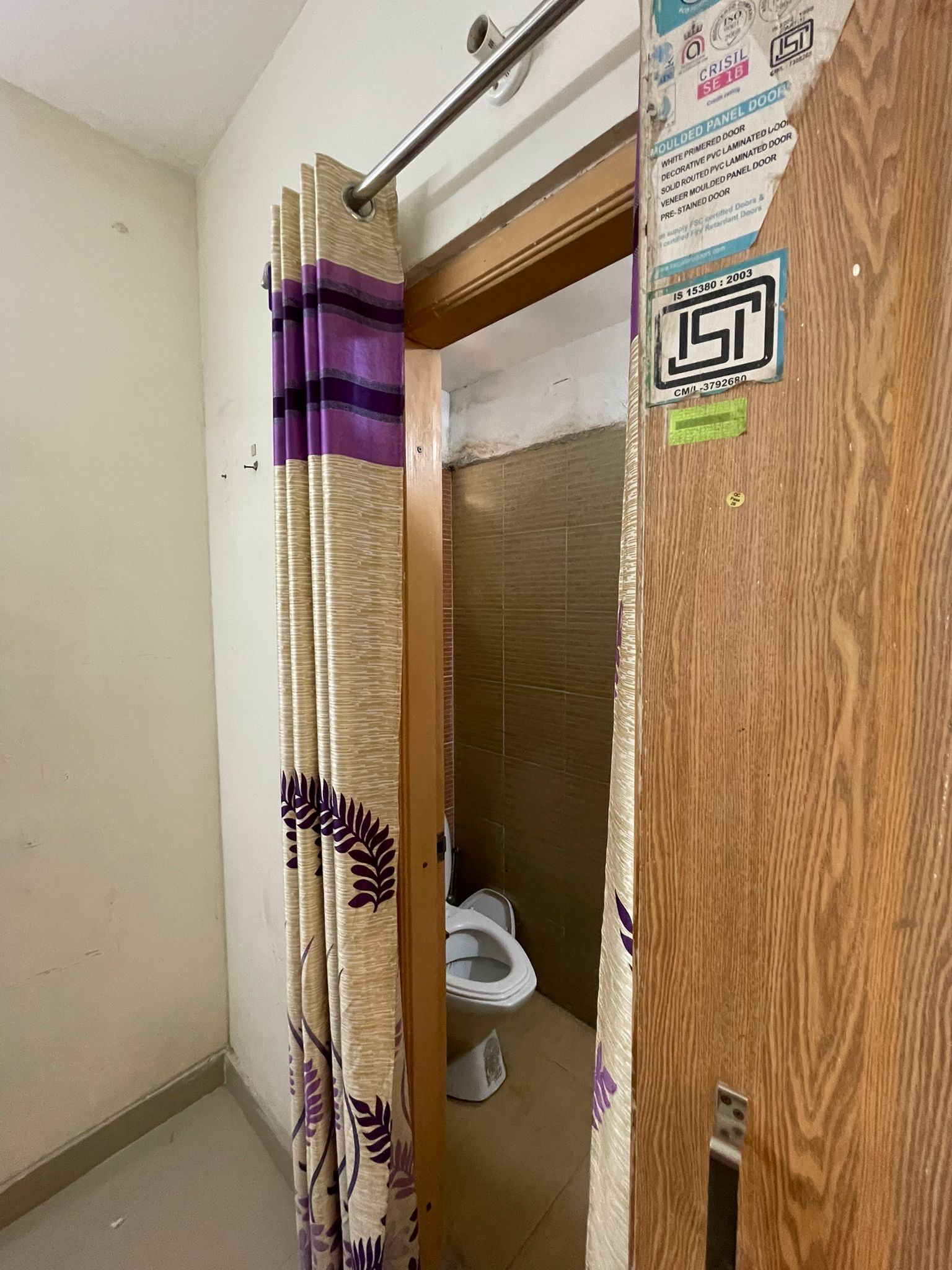 1 Room with Kitchen Fully Furnished Flat