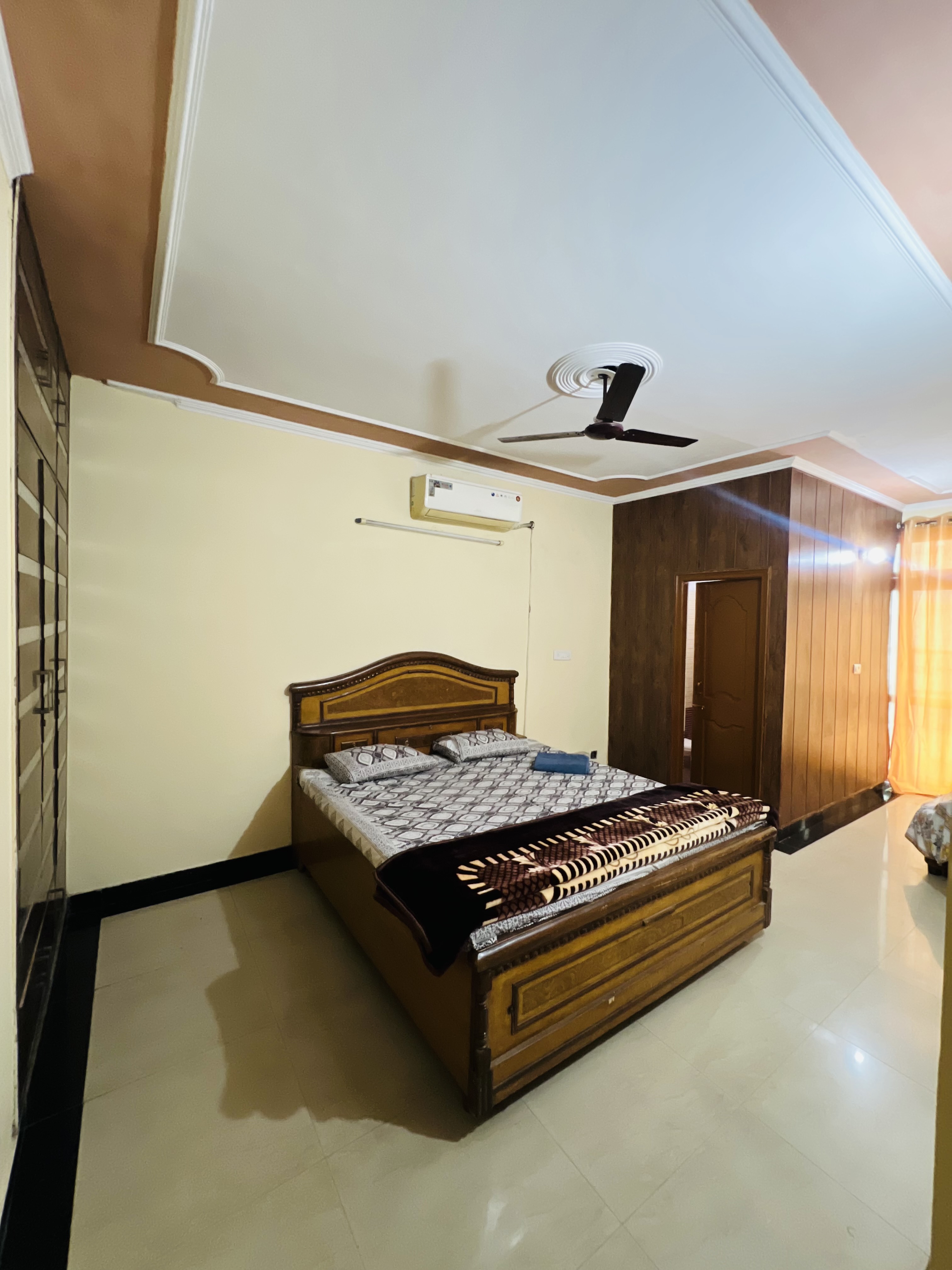 Room for rent
