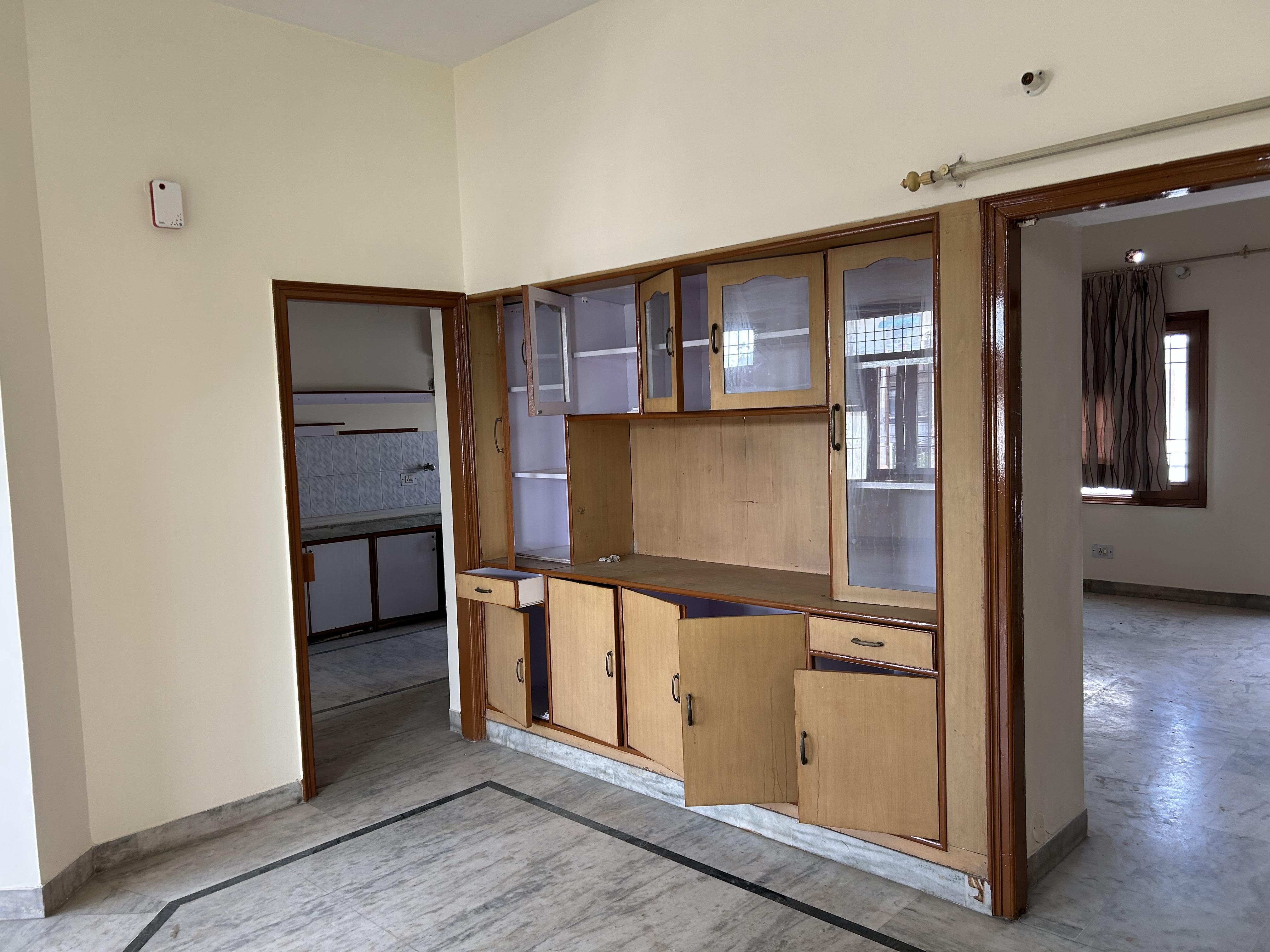 3BHK Semi Furnished House
