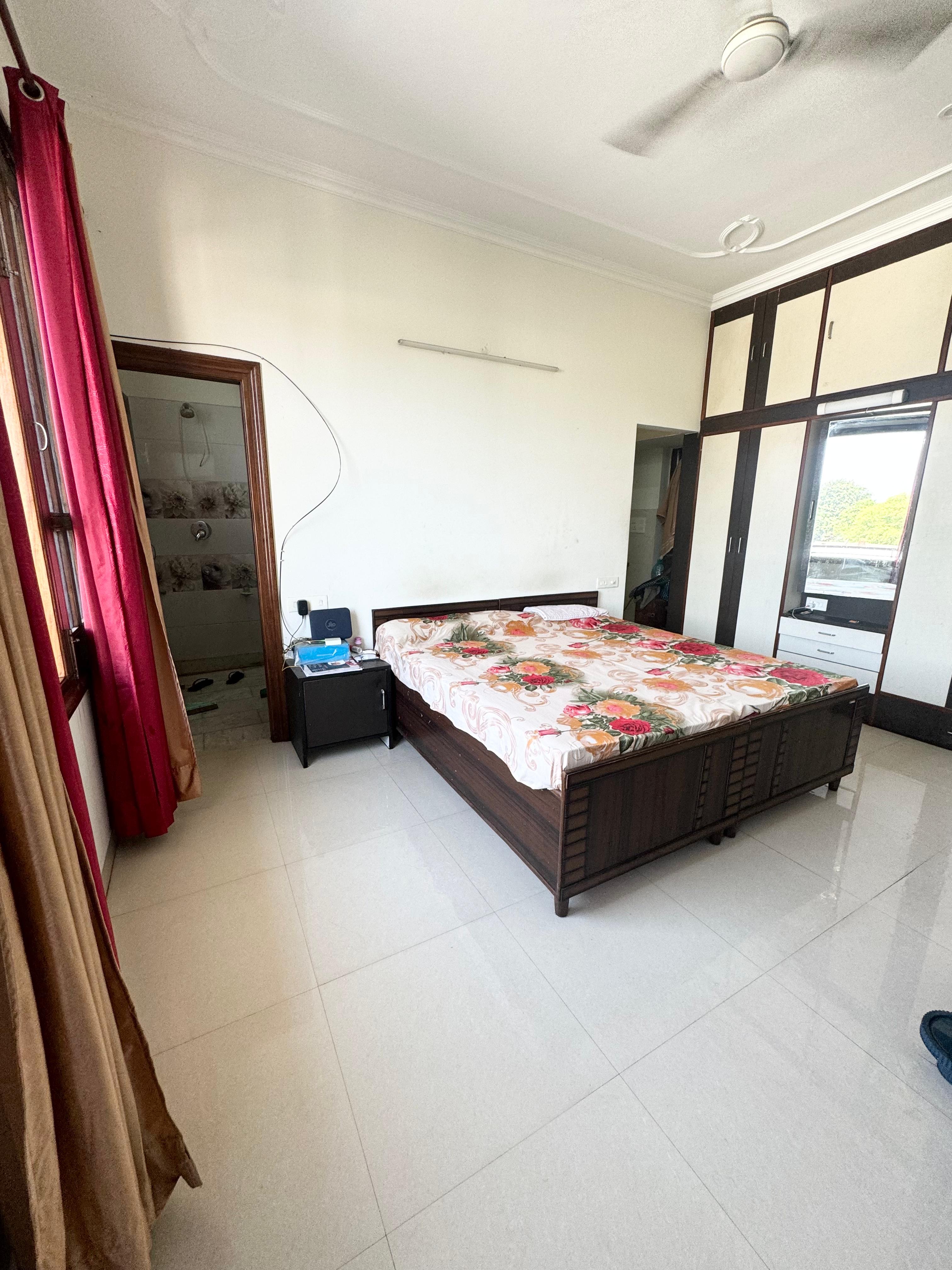 Room for rent