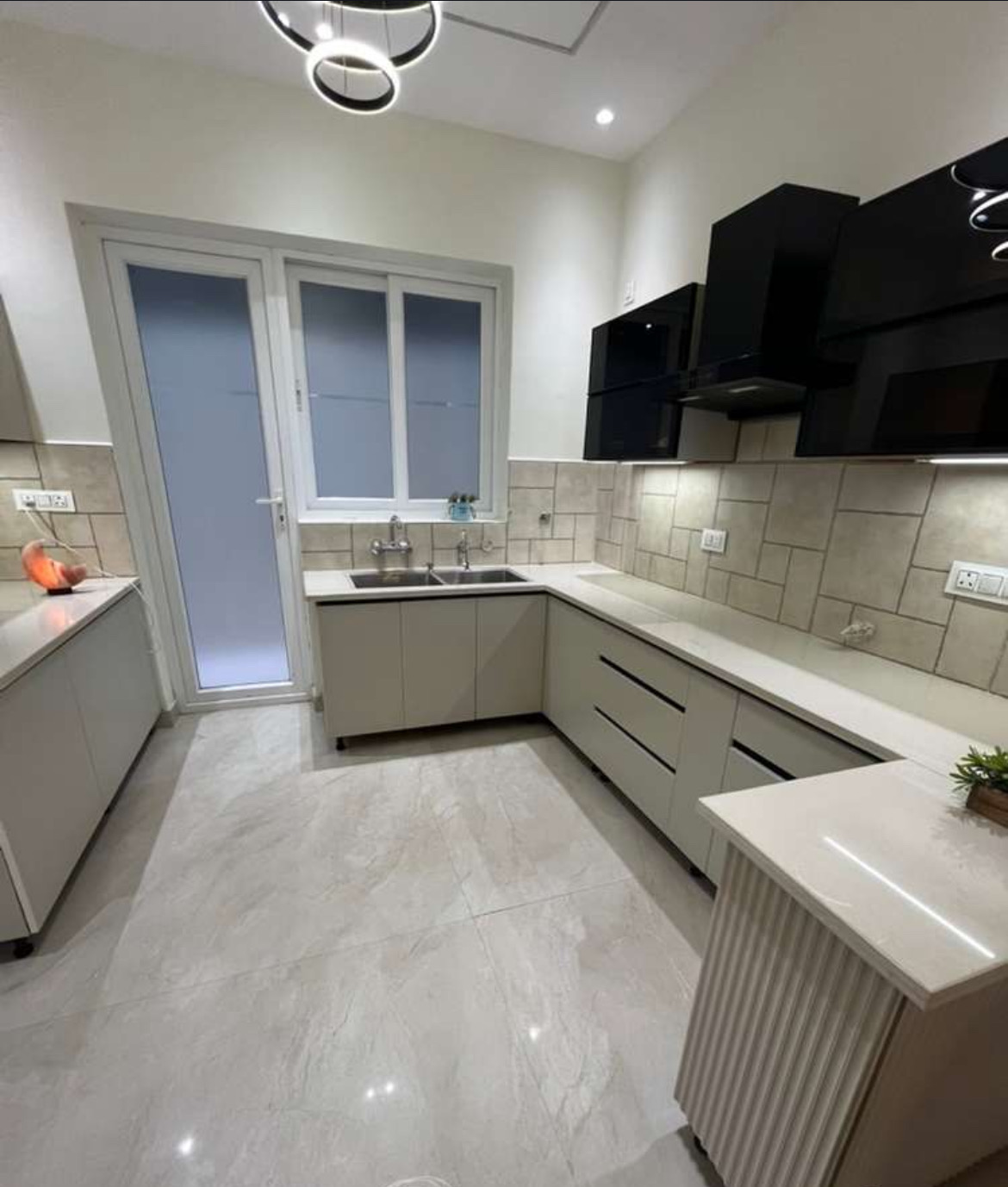 3BHK Fully Furnished Flat